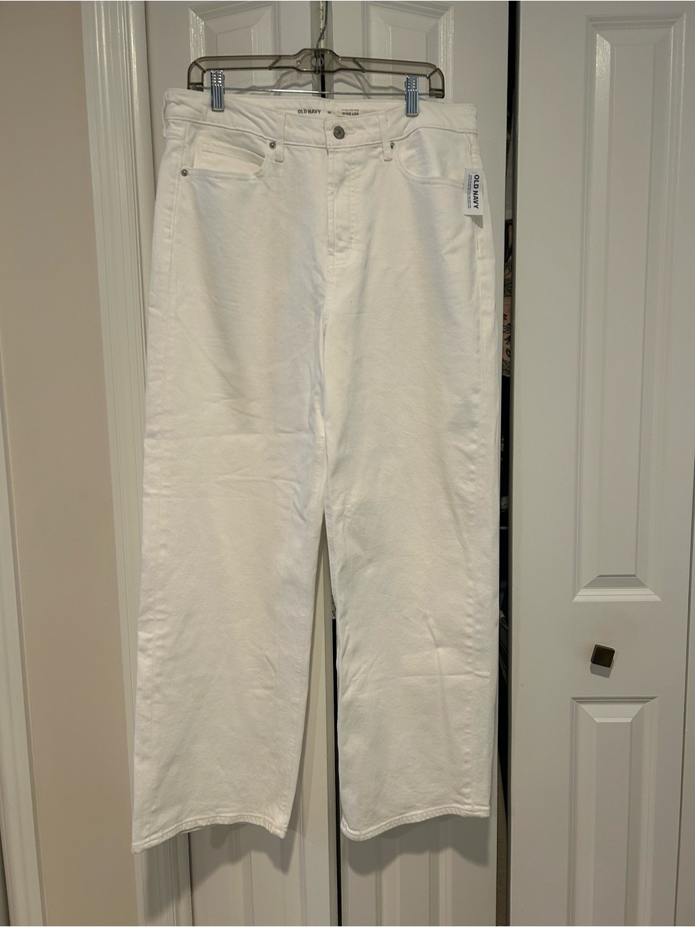 Old Navy White Relaxed Women's Jeans